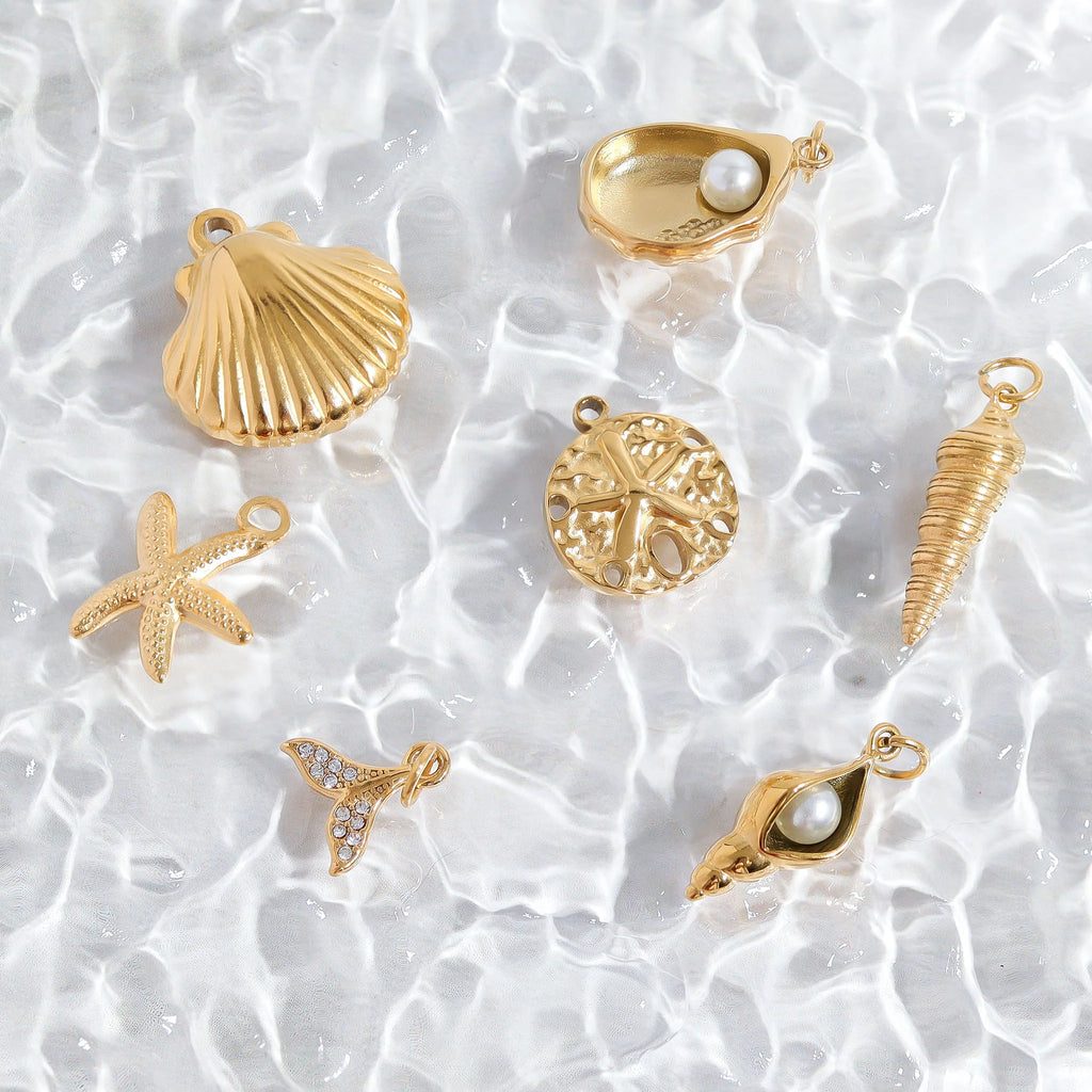 18K Gold PVD Stainless Steel Mermaid Tail Charm / PDL0202