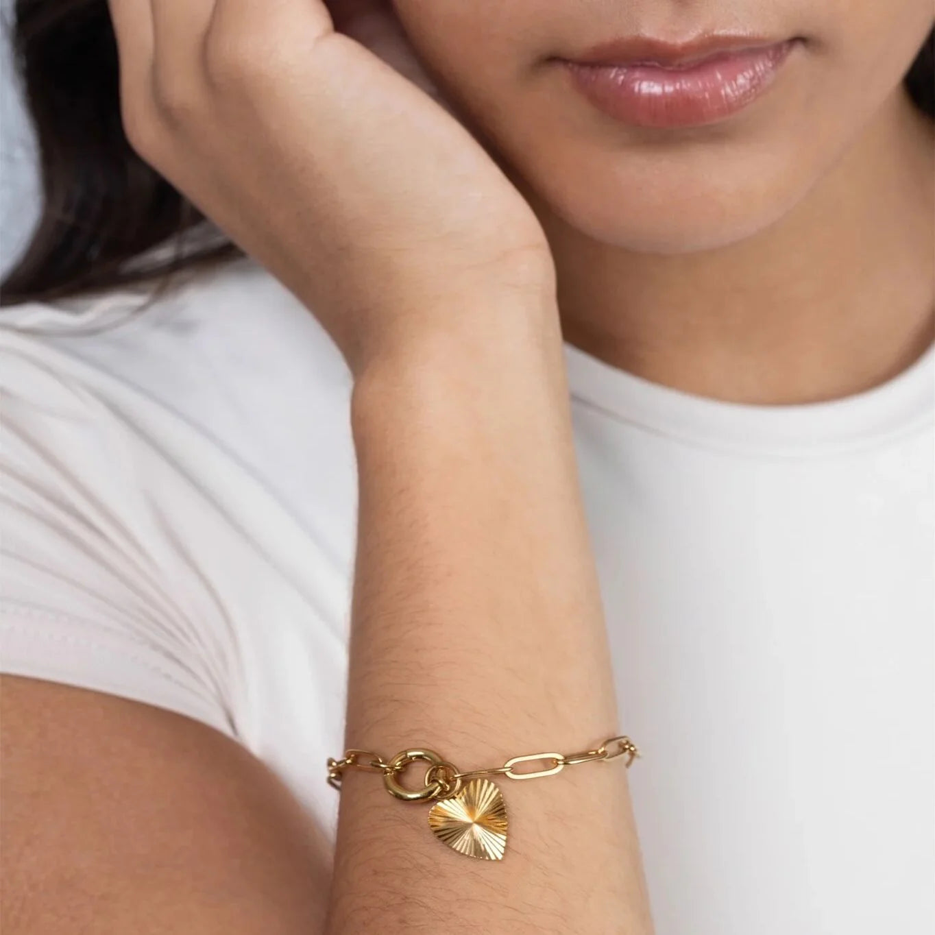 18K Gold PVD Stainless Steel Paperclip Charm Keeper Bracelet / BRJ9084