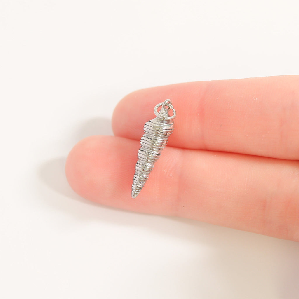 horn shell pendant scale