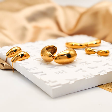 Noa Teardrop Studs in gold tone, product image 12