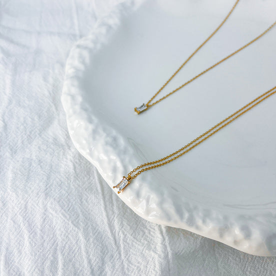 Vela Sparkle Necklace in gold tone, product image 2