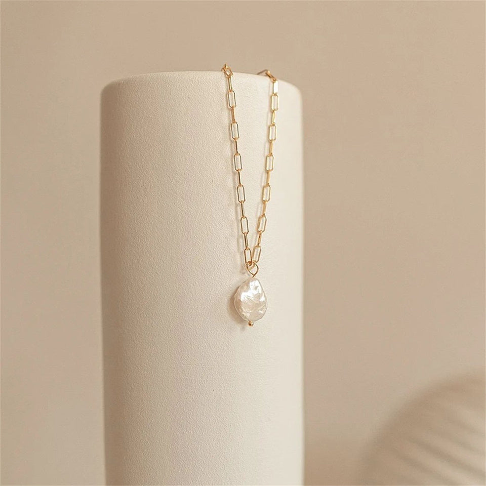 Solea Baroque Pearl Necklace in gold tone featuring link chain, product image 4