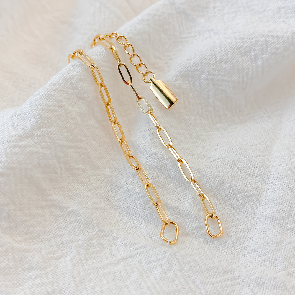 Arden Paperclip Bracelet in gold tone featuring paperclip chain, product image 14