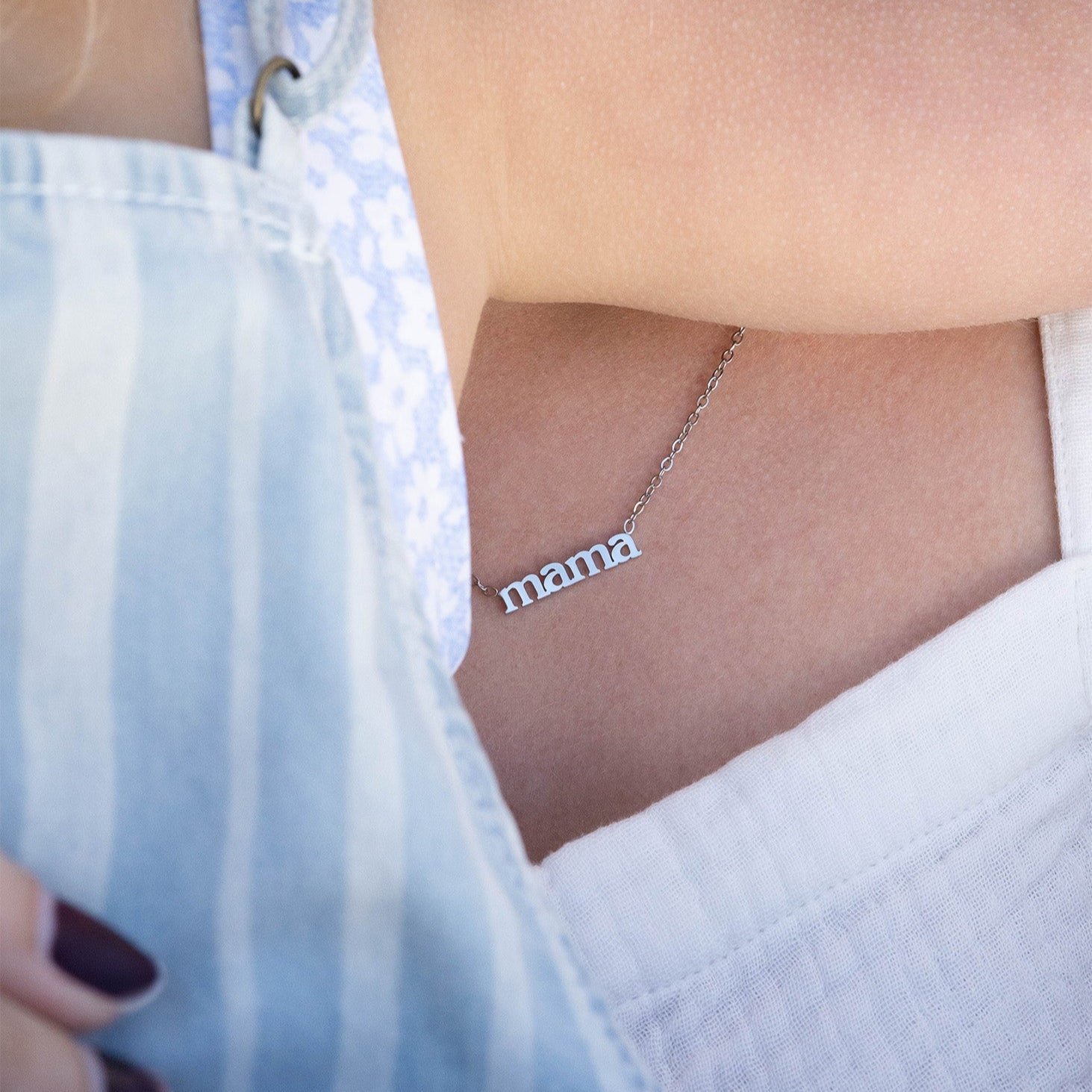 18K Gold PVD Stainless Steel Mama Necklace