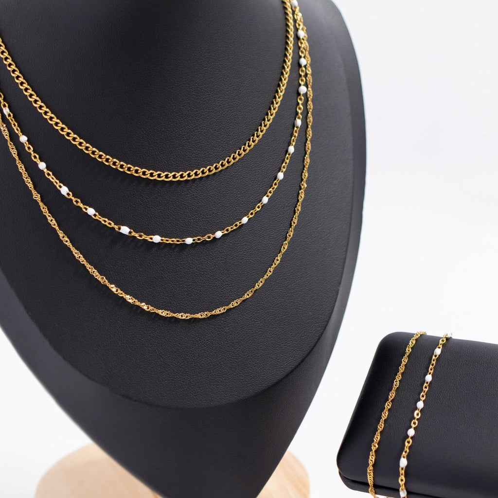 Confetti White Necklace