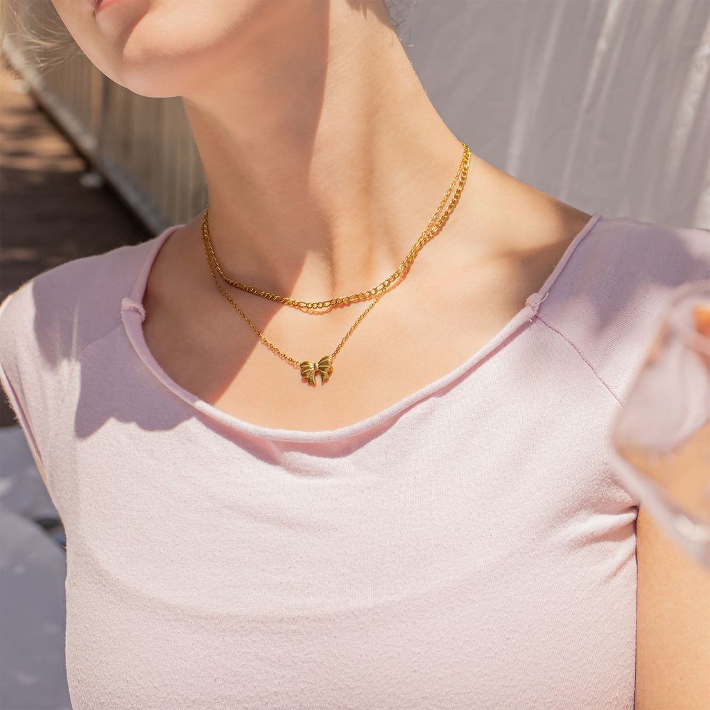 Gold Bow Pendant Necklace