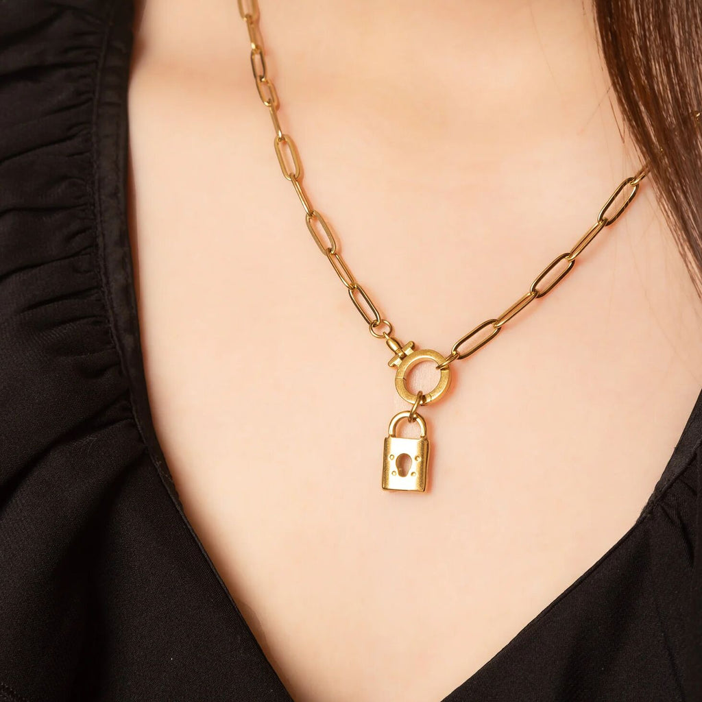 Circle Carabiner Necklace