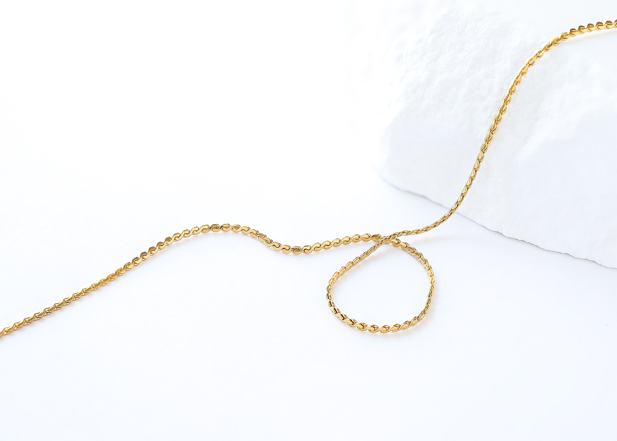Serpentine Chain Necklace