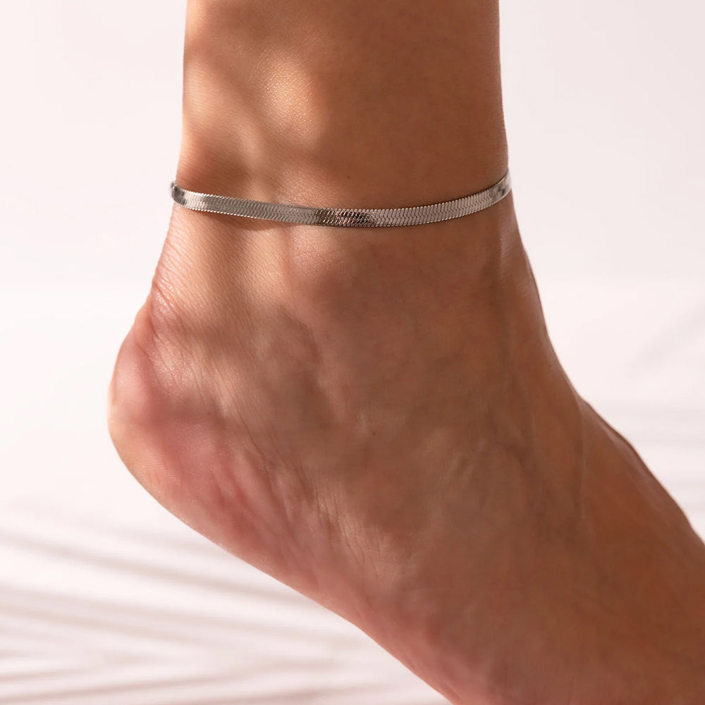 Mira Herringbone Chain, product image 6