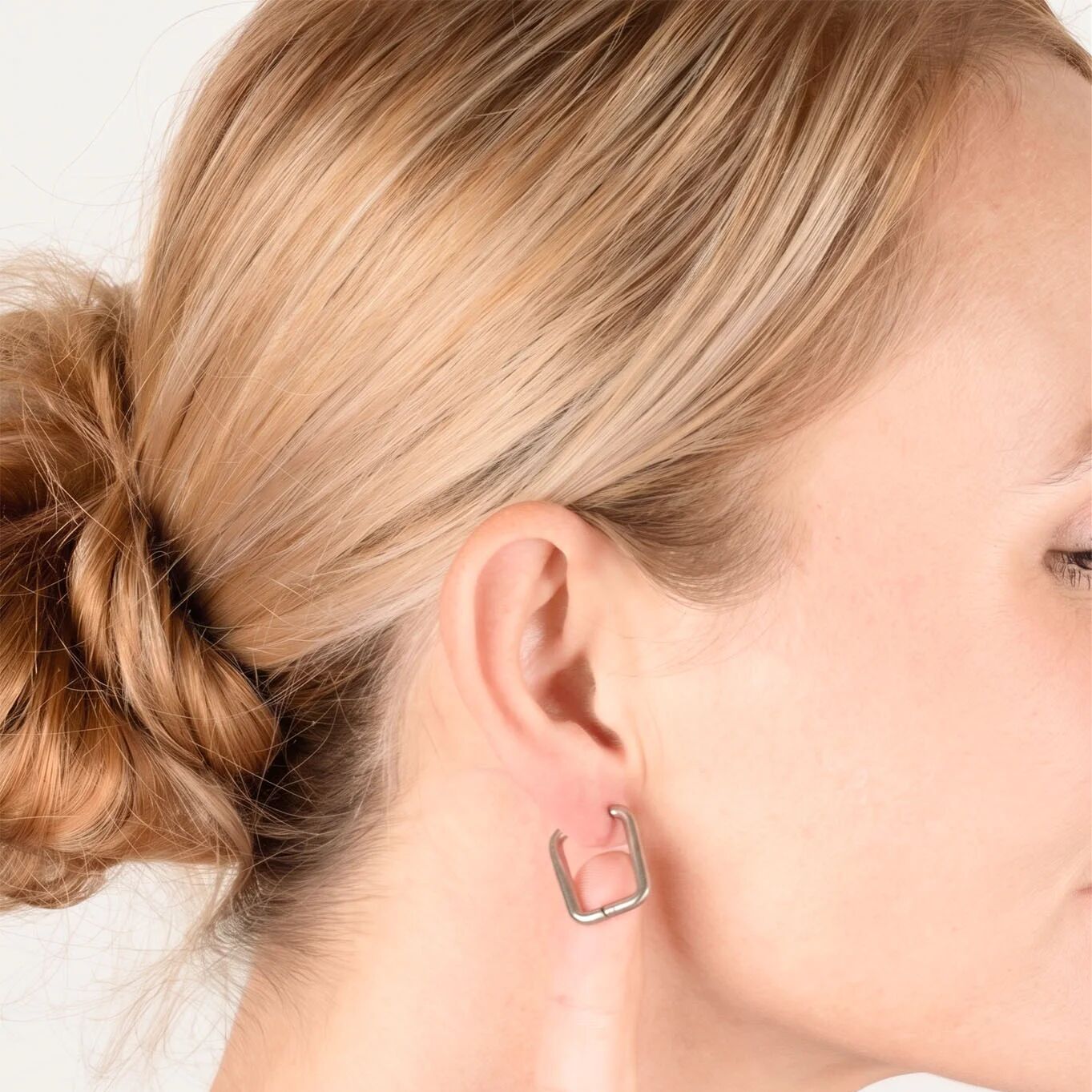 Rounded Rectangle Hoop Earrings