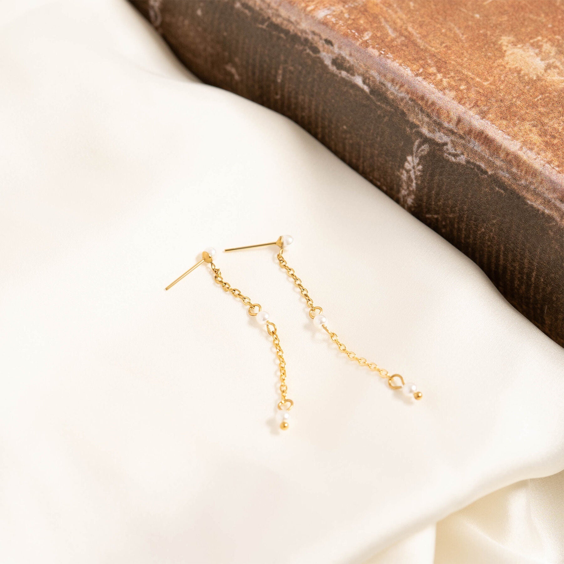 Pearl Dangle Earrings