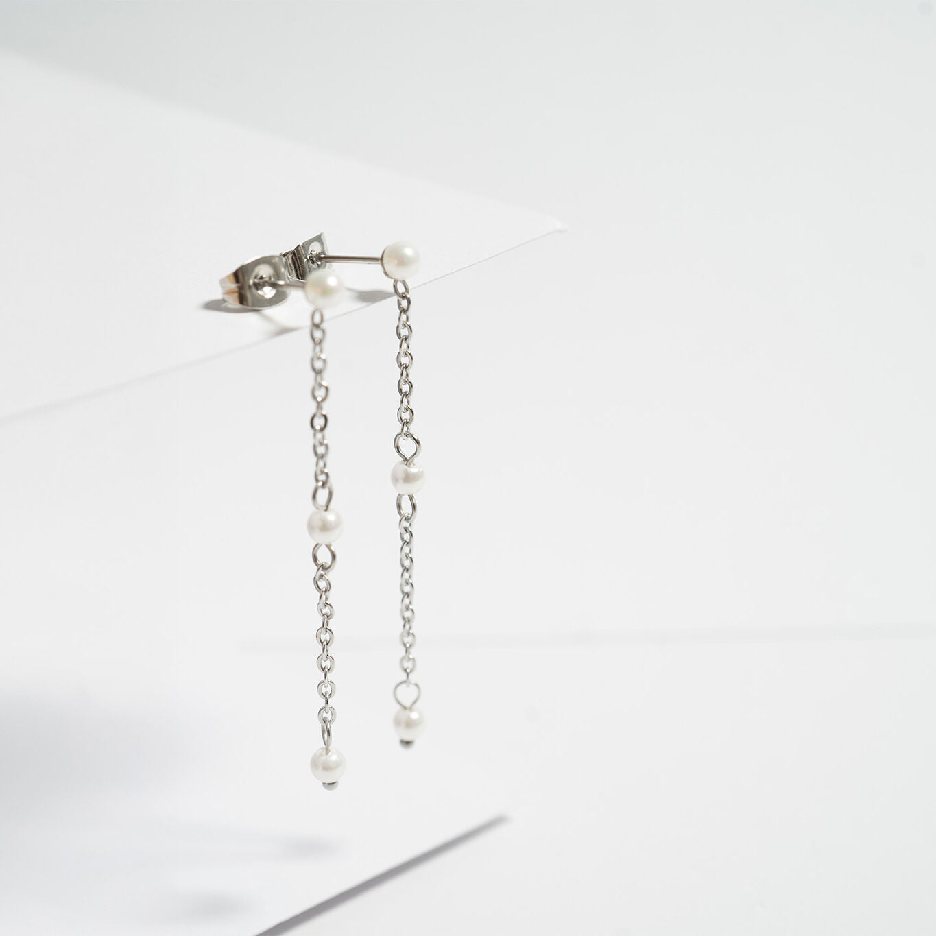 Pearl Dangle Earrings