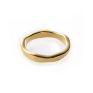 Marea Wave Ring in gold tone
