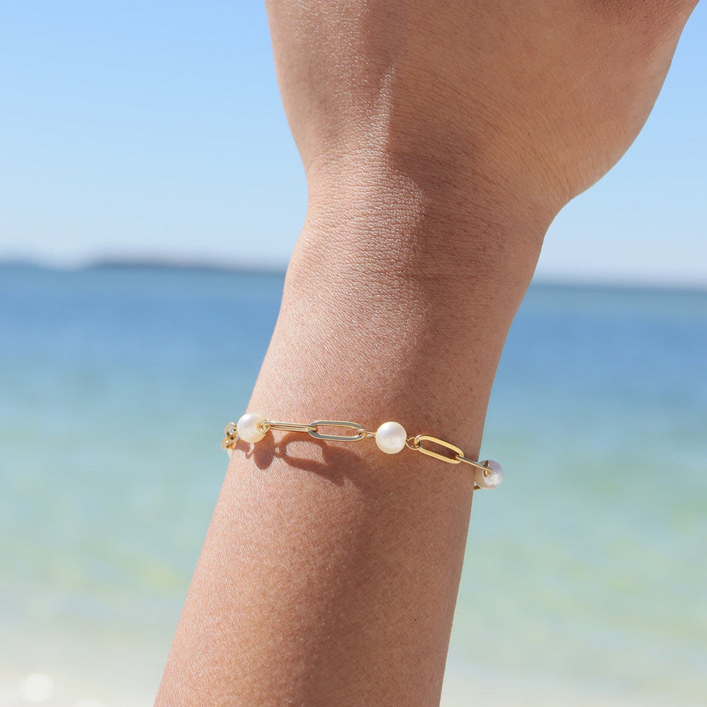 Pearl Station Paperclip Chain Bracelet