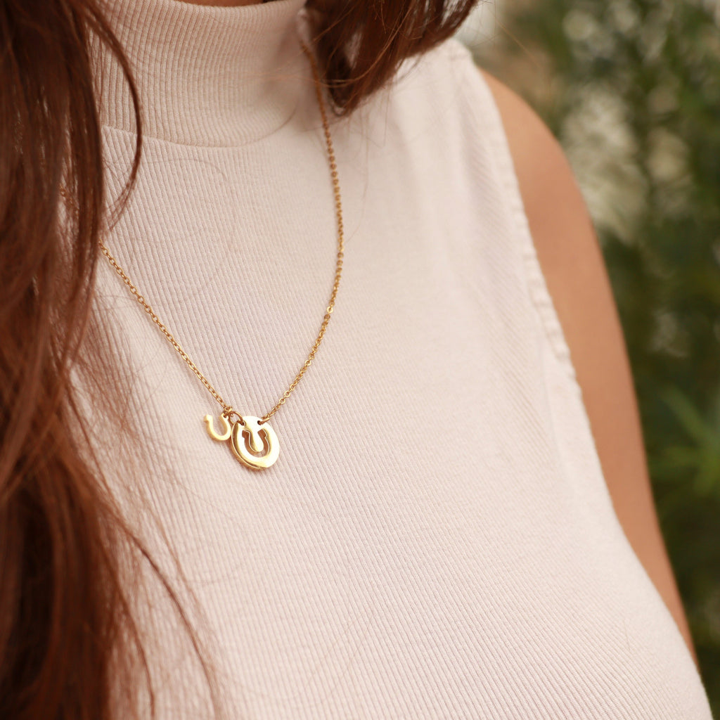 Cutout Horseshoe Necklace
