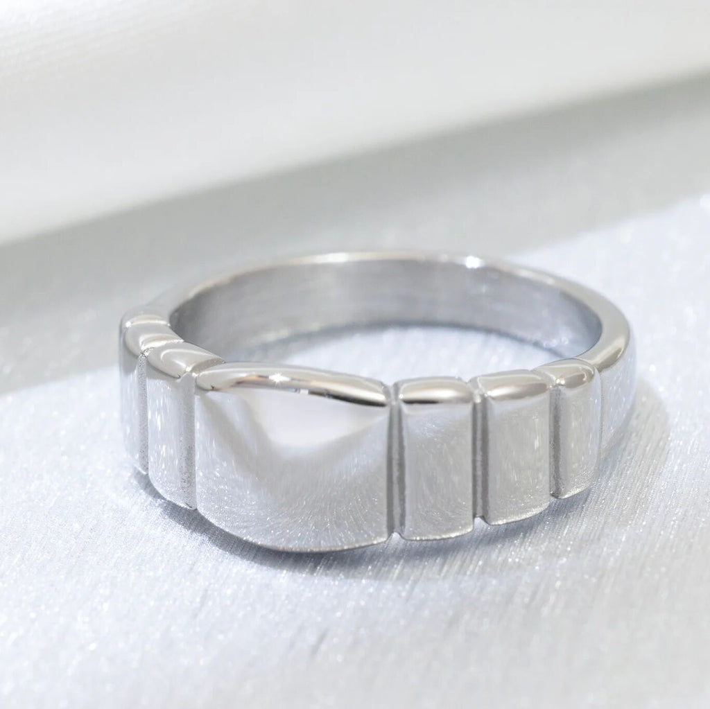 Ridged Band Signet Ring- silver studio 