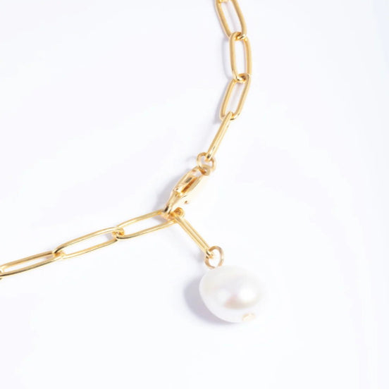 Solea Pearl Pendant Necklace in gold tone featuring pearl accent, product image 2