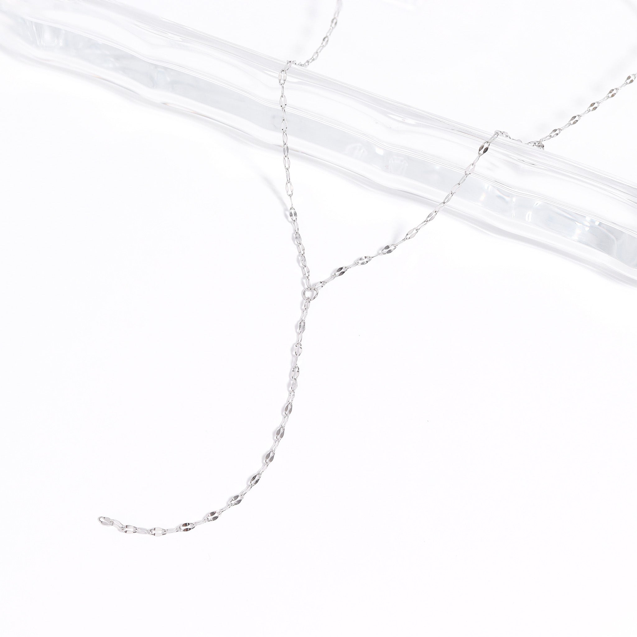 Lip Chain Lariat Necklace