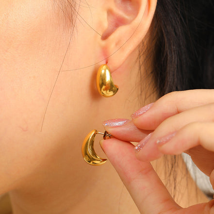 Noa Teardrop Studs in gold tone, product image 7