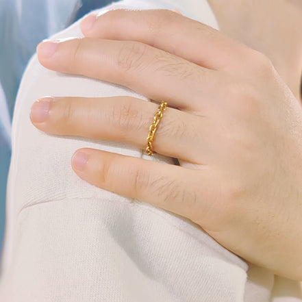 Noa Open Ring in gold tone, product image 2
