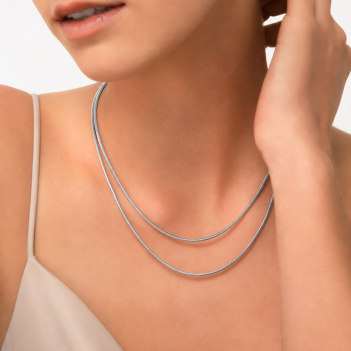 Mira Silver Snake Chain in silver tone, product image 4