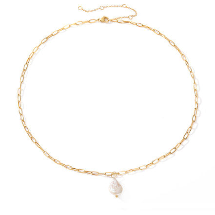 Sera Pearl Necklace in gold tone featuring pearl accent