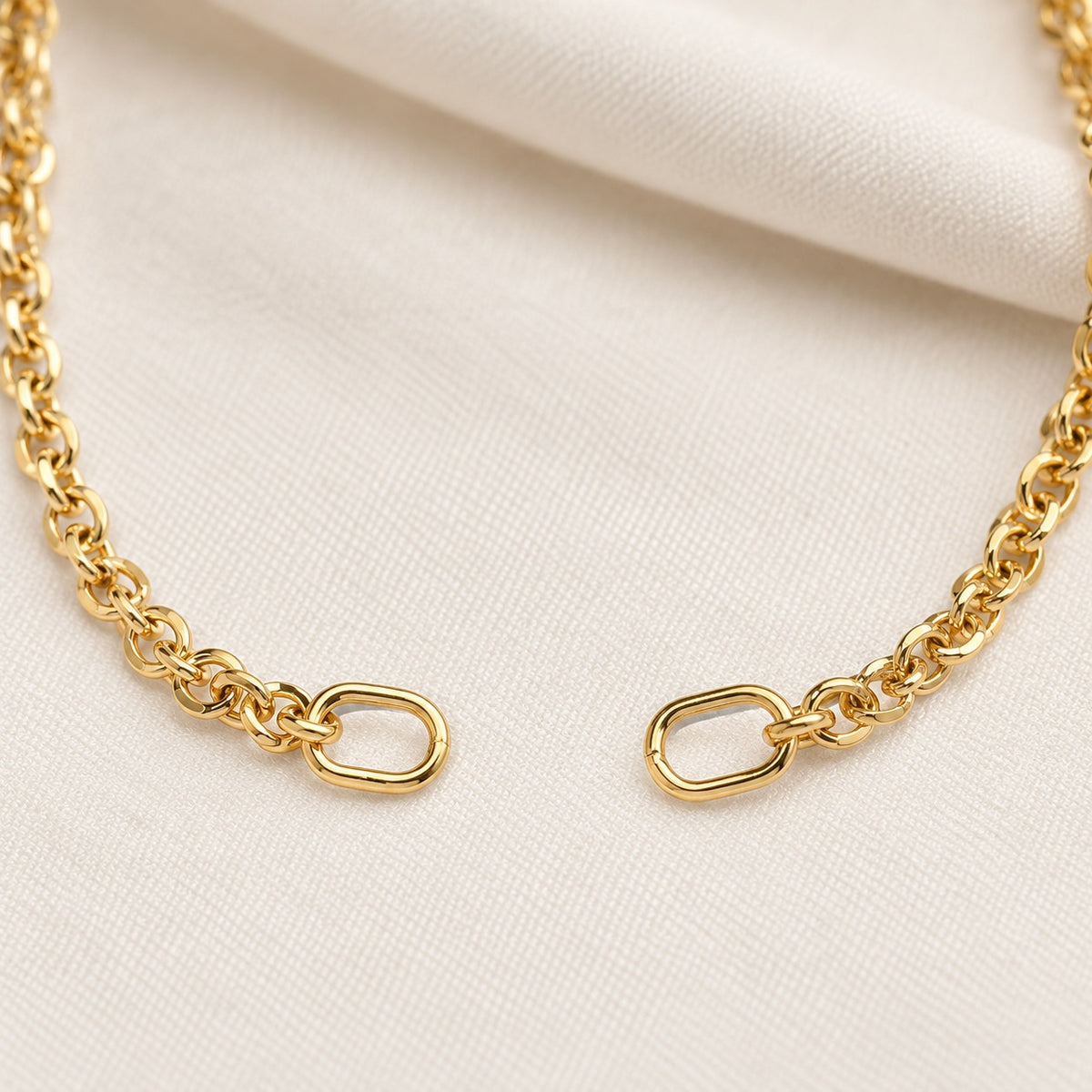 Celia Link Bracelet — separate oval end rings and cable-link detail; AI-generated supporting image.
