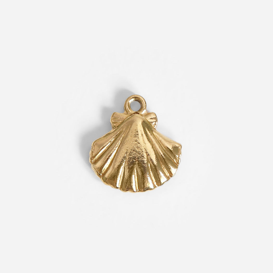 Clam Shell Charm