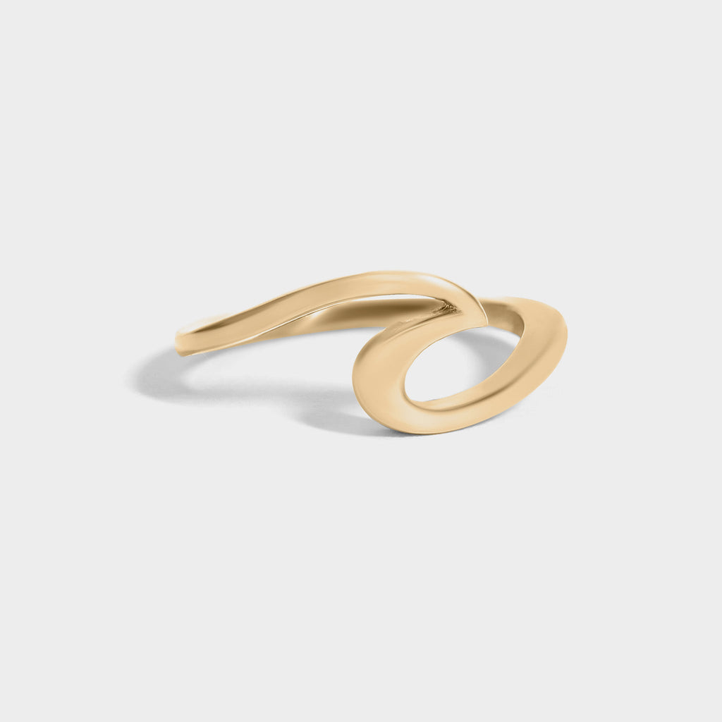 Gold wave ring