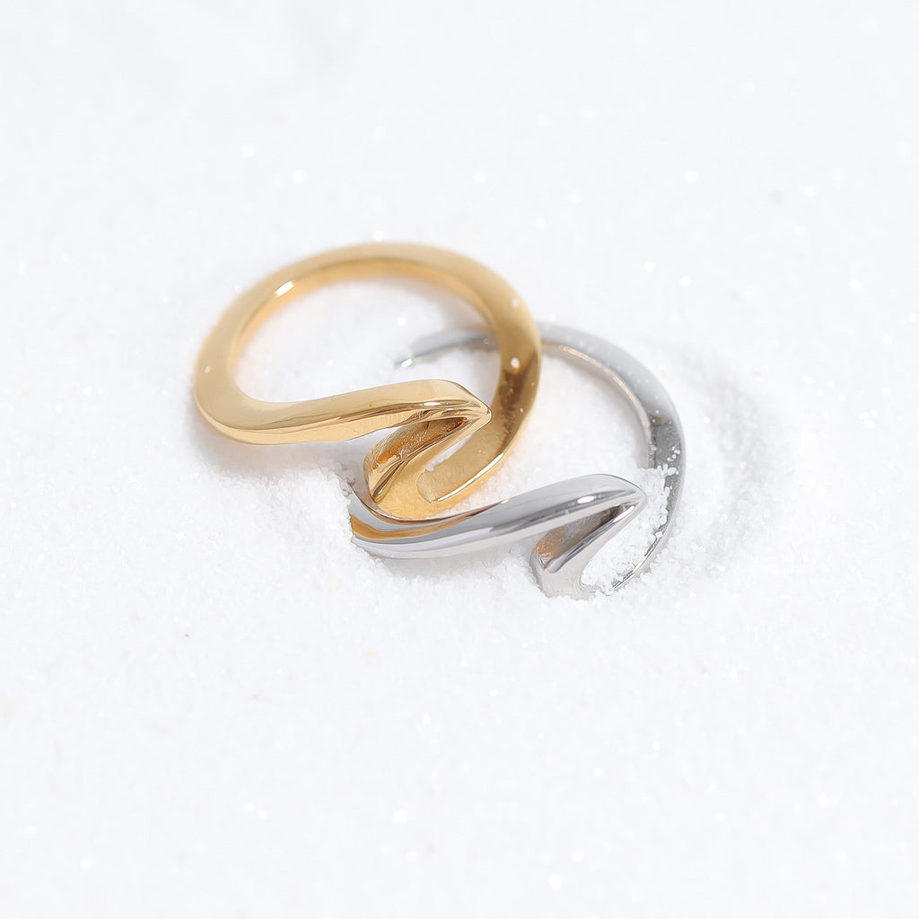Gold Wave Ring